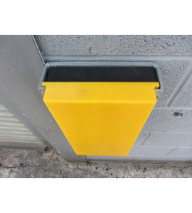 750L x 250 x 125 UHMWPE Sliding Dock Bumper buffer with steel holder 